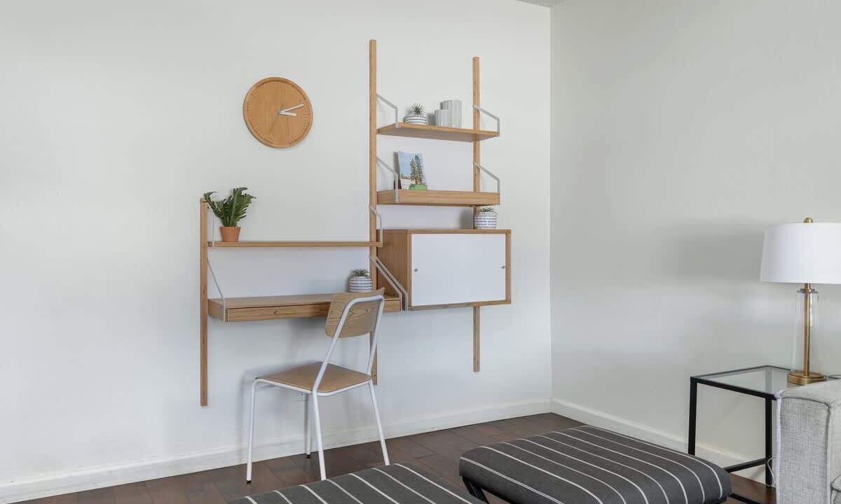 Photo of Bedroom in Raisin