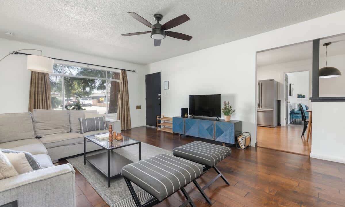 Photo of Bedroom in Raisin