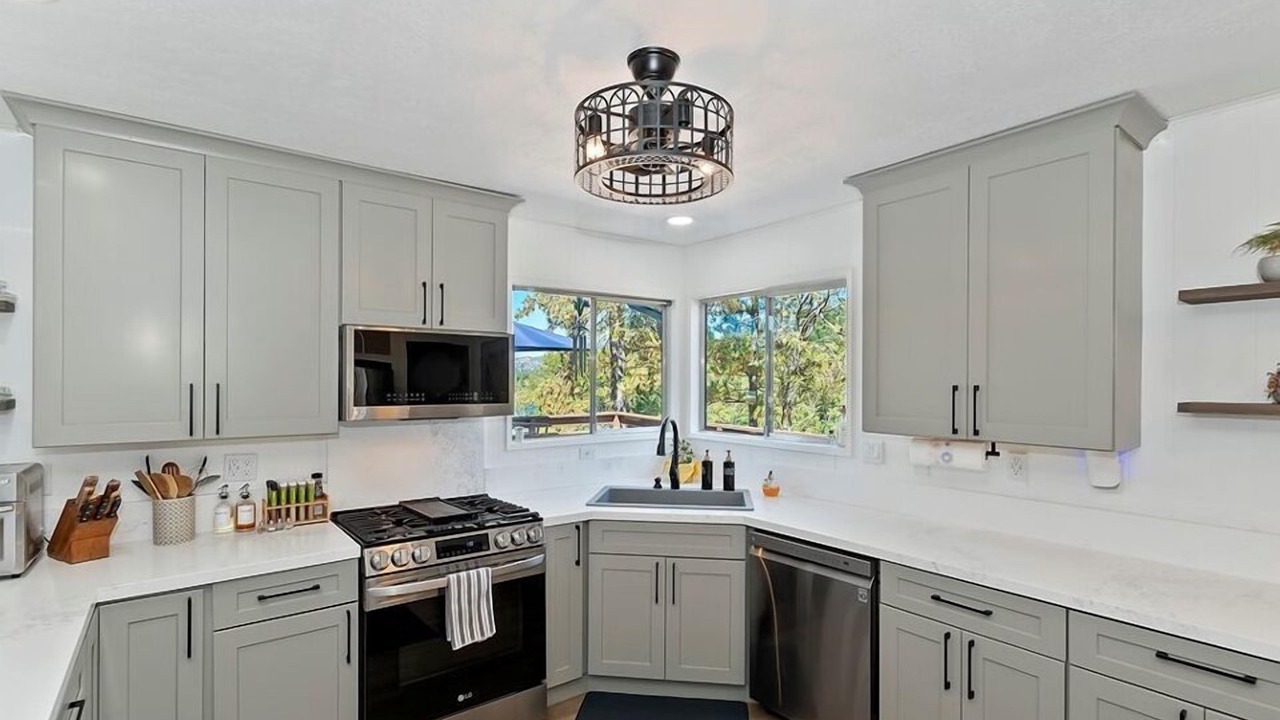 Photo of Kitchen in Crestline