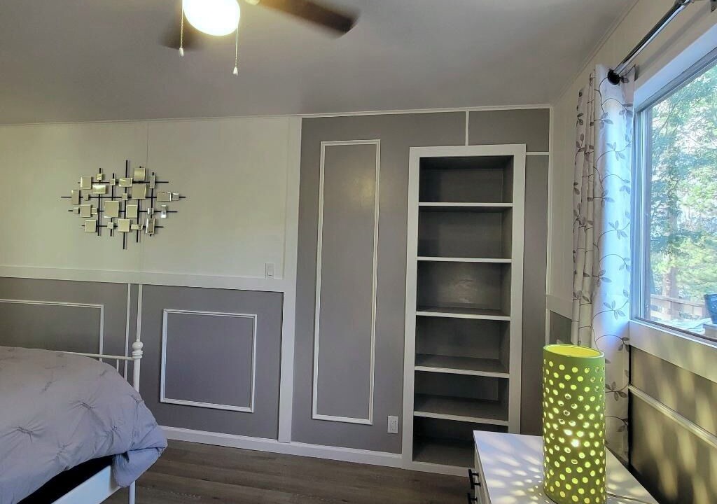 Photo of Bedroom in Crestline