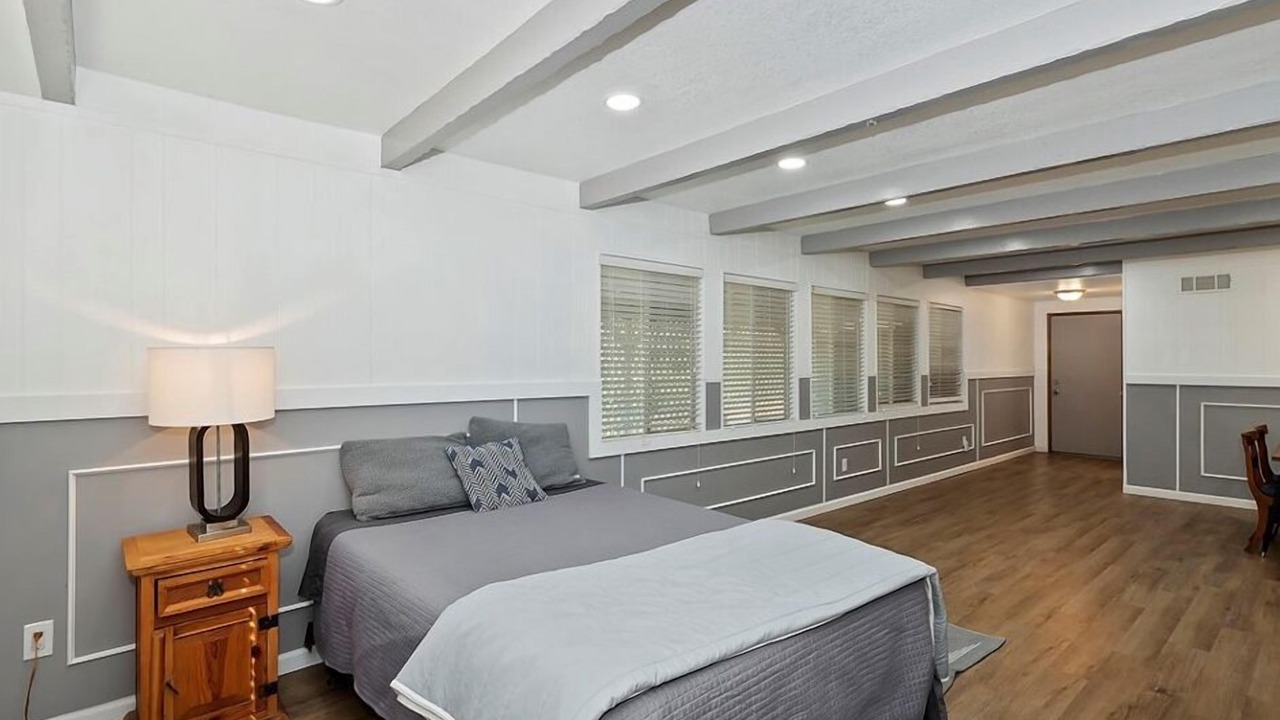 Photo of Bedroom in Crestline