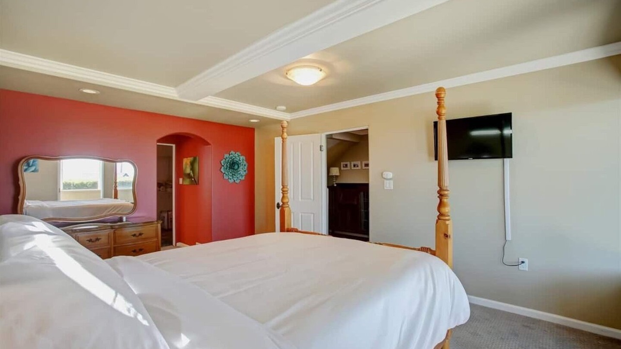 Photo of Bedroom in Ventura