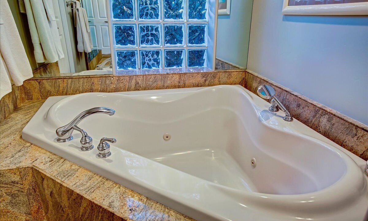 Photo of Bathroom in Ventura
