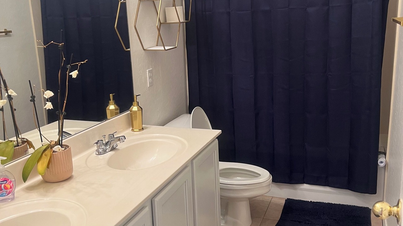 Photo of Bathroom in Cooper Commons