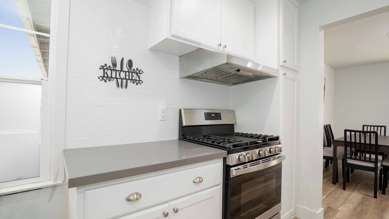 Photo of Kitchen in Midway City