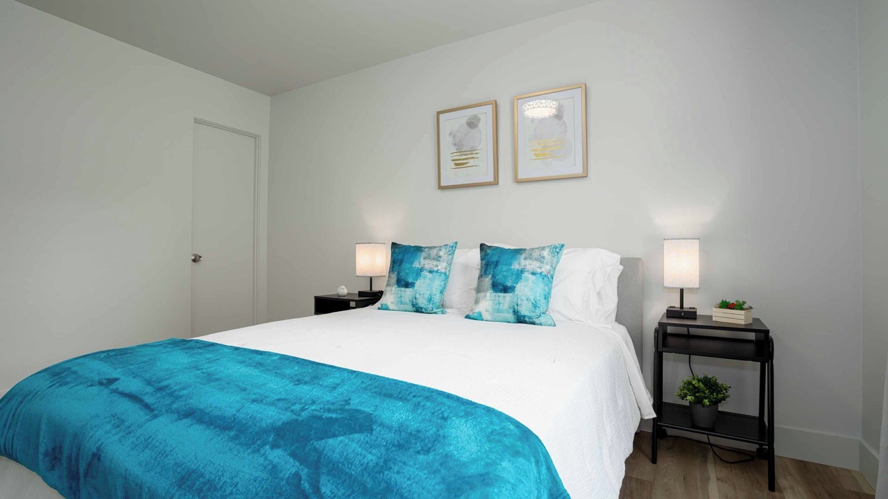 Photo of Bedroom in Midway City