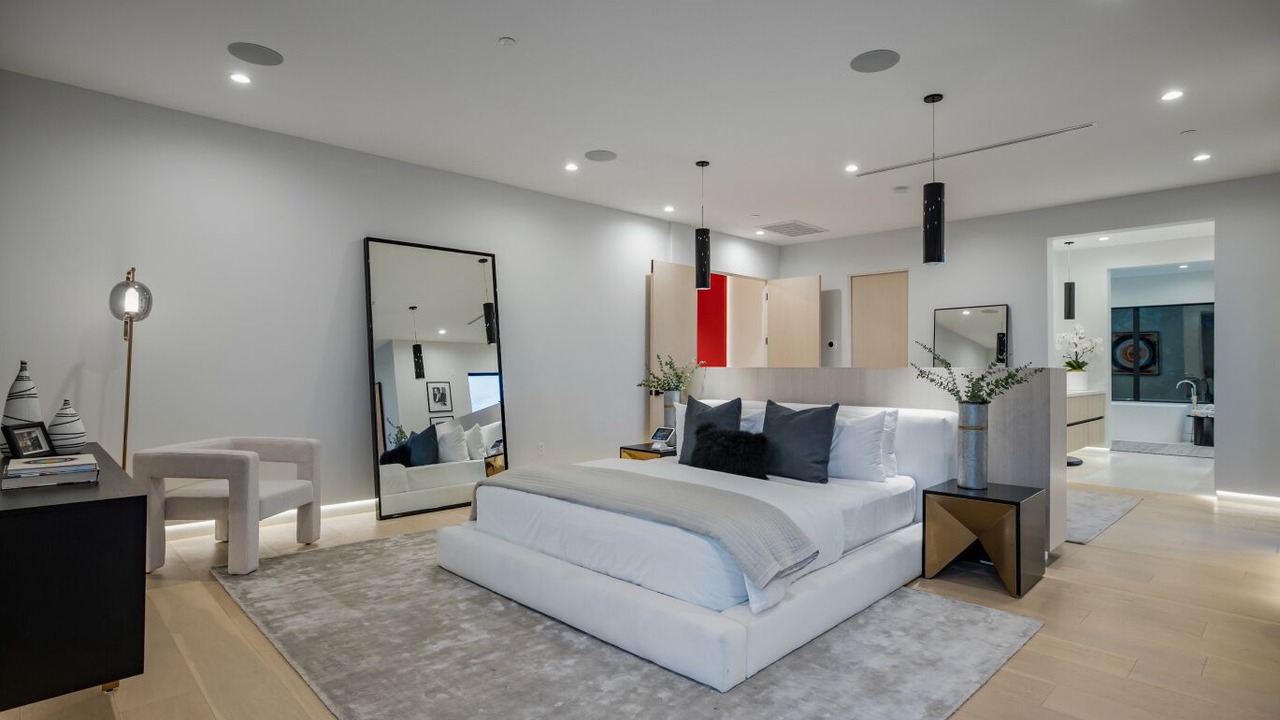 Photo of Bedroom in Encino