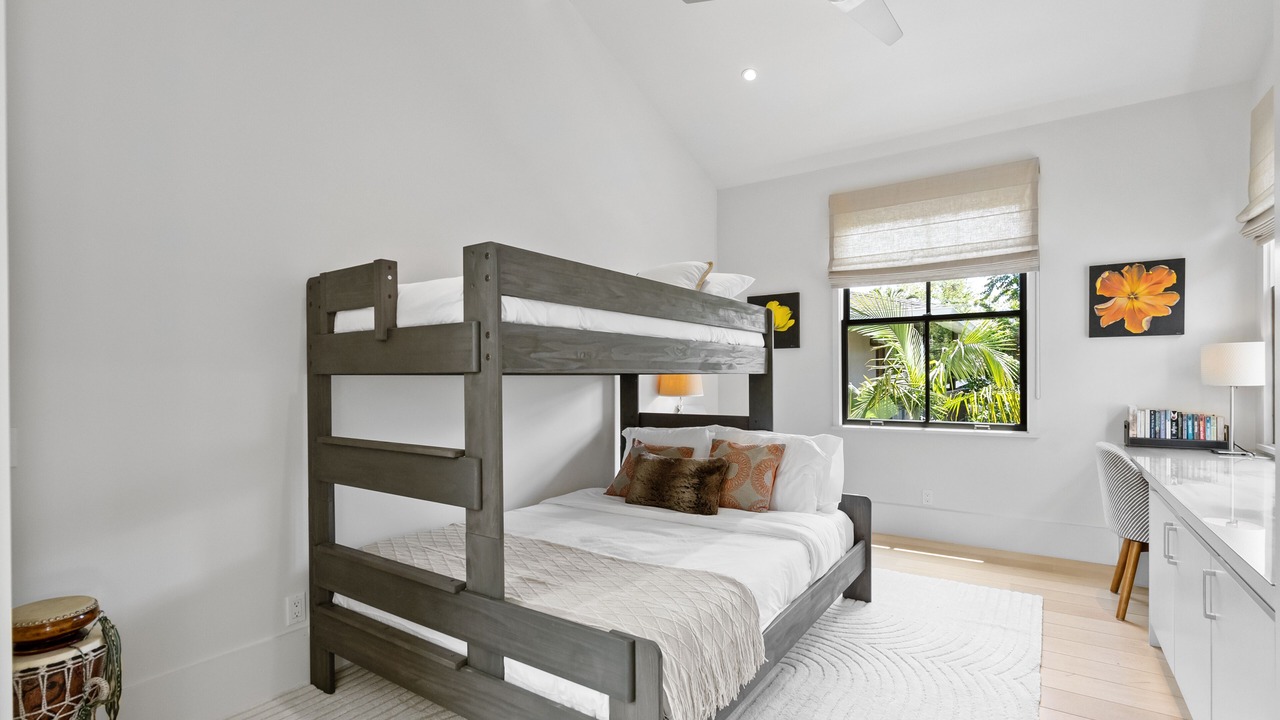 Photo of Bedroom in Allied Arts