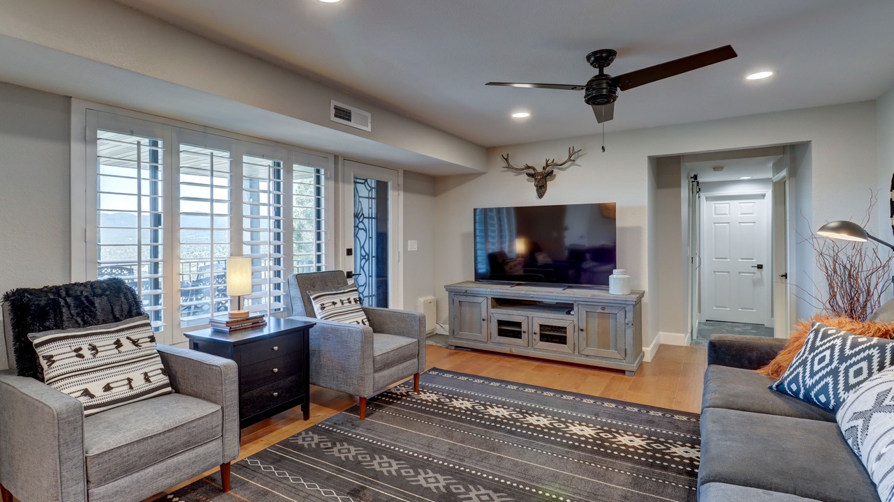 Photo of Livingroom in Yavapai Hills