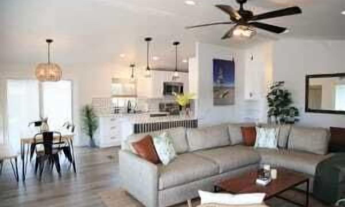 Photo of Livingroom in Parker Strip