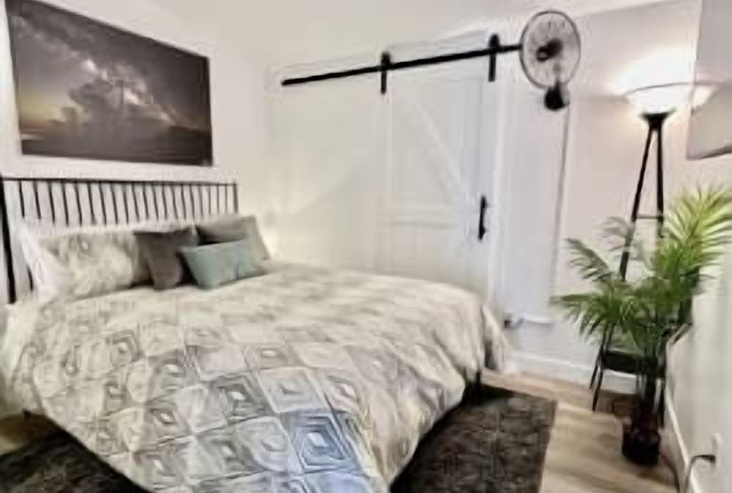 Photo of Bedroom in Parker Strip