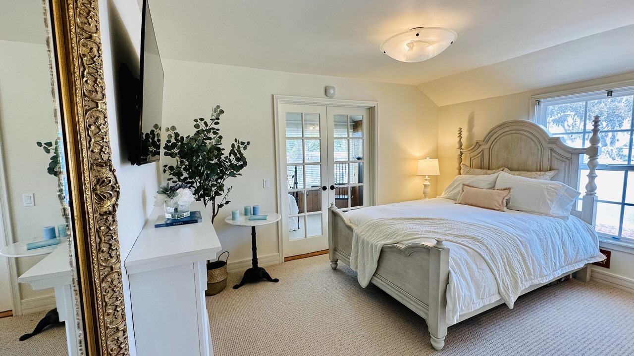 Photo of Livingroom in Avalon