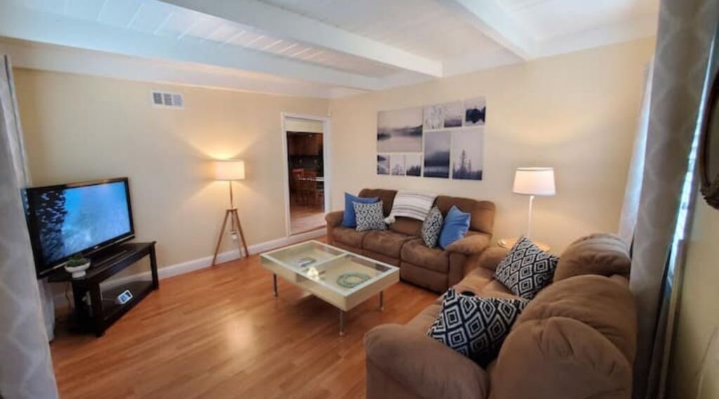 Photo of Livingroom in El Sobrante