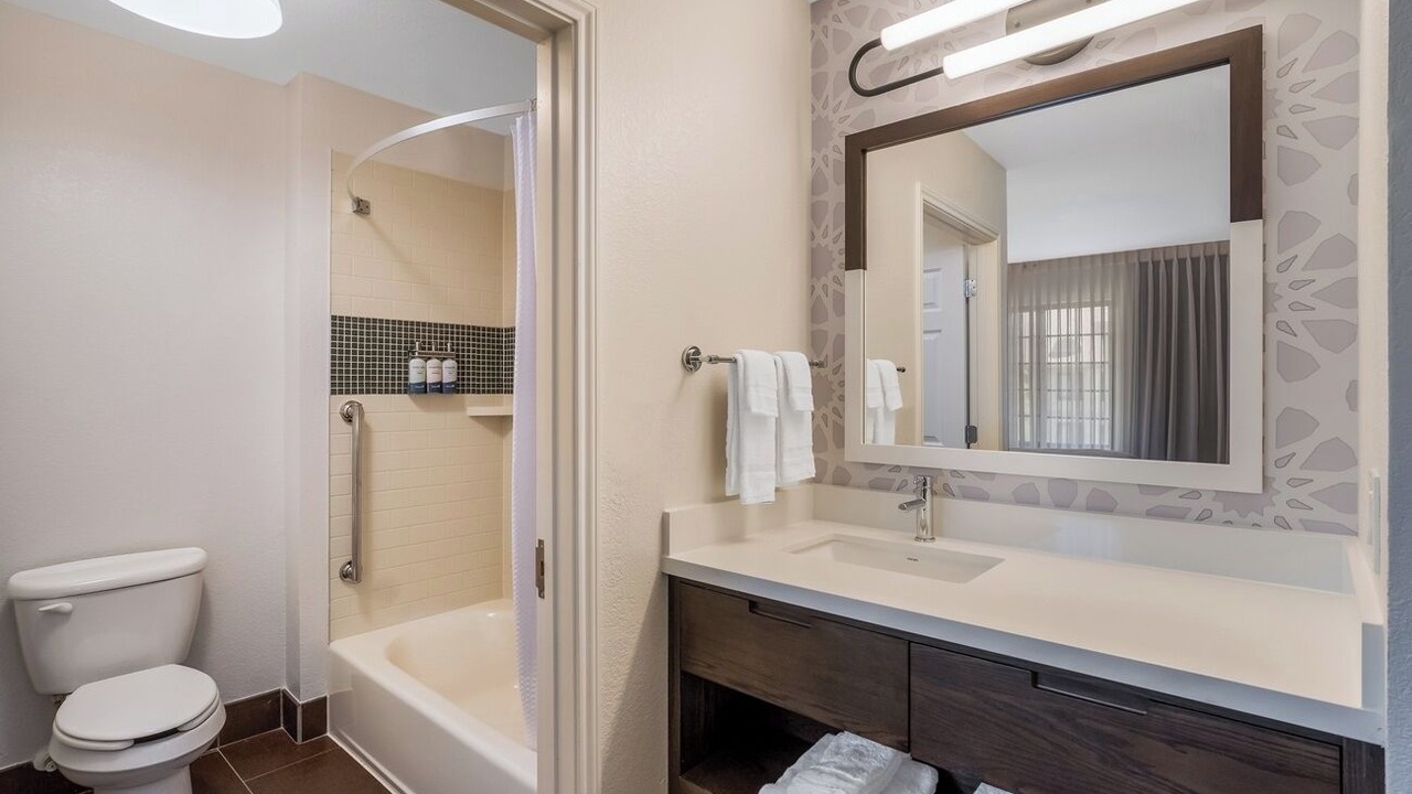 Photo of Bathroom in Sorrento Valley