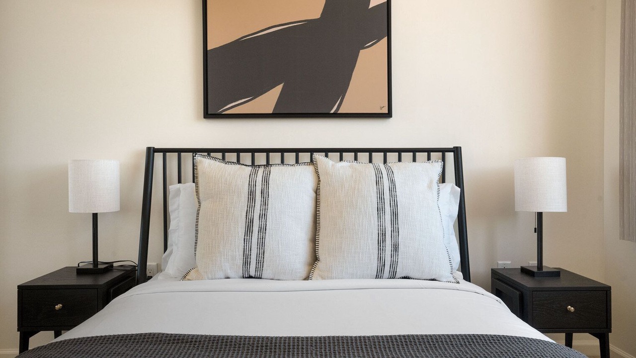 Photo of Bedroom in Evergreen Park