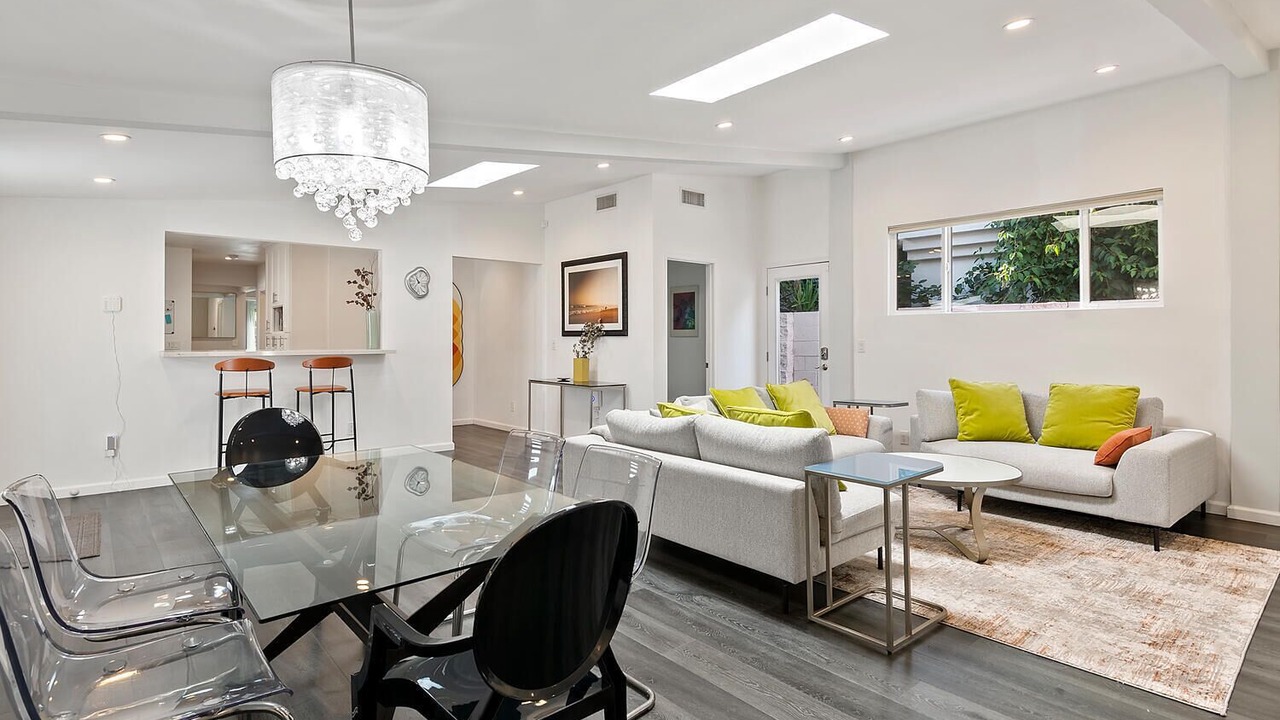 Photo of Bedroom in North Hollywood