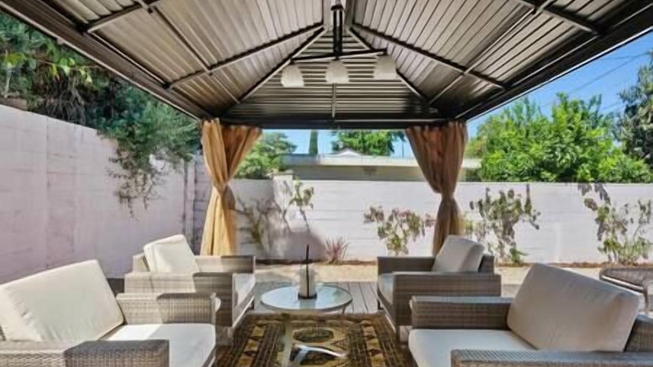 Photo of Outdoor in North Hollywood
