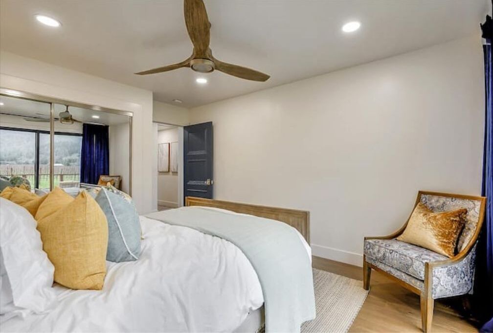 Photo of Bedroom in St. Helena