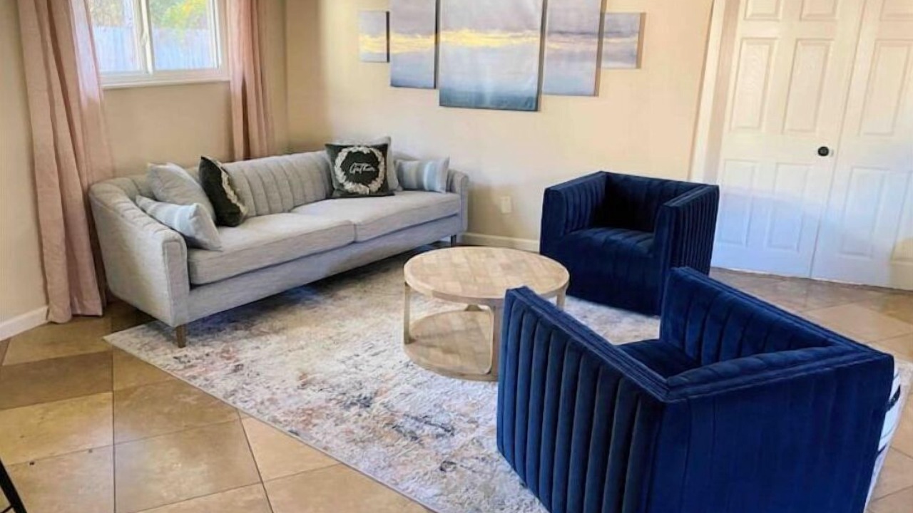 Photo of Livingroom in Roseville