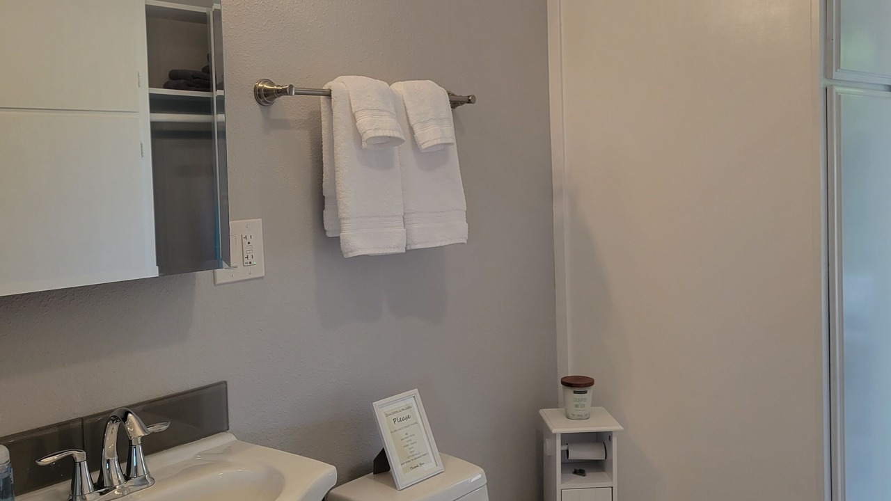 Photo of Bathroom in Lakeside