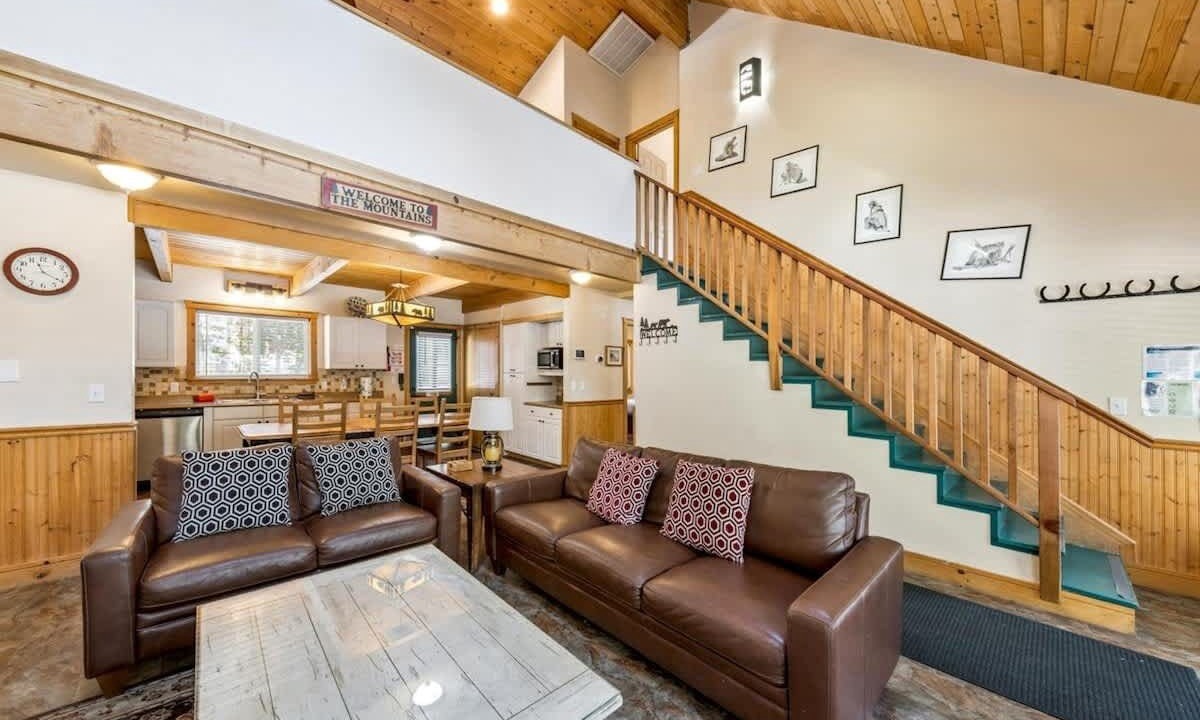 Photo of Livingroom in Montgomery Estates