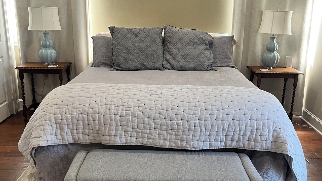 Photo of Bedroom in Peninsula