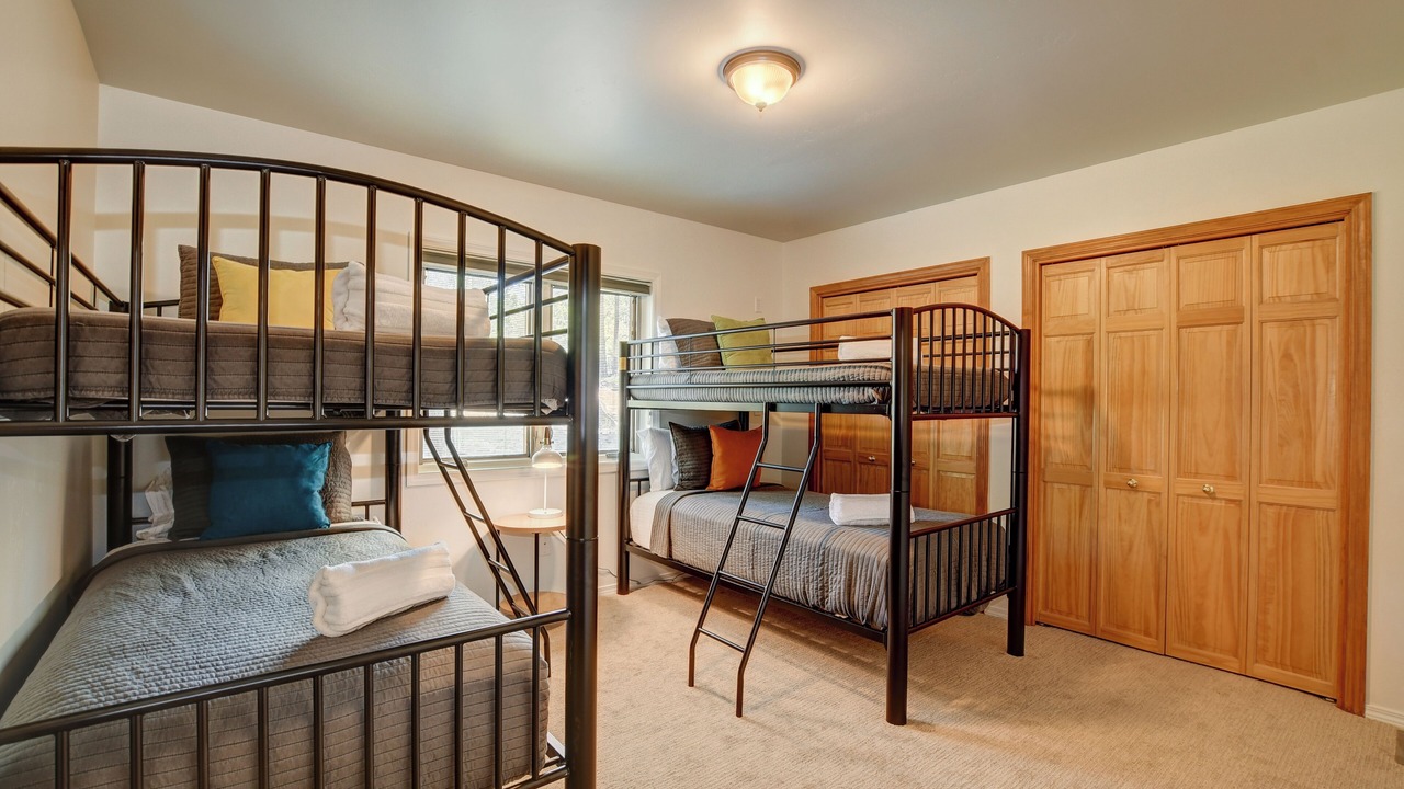 Photo of Bedroom in Groom Creek