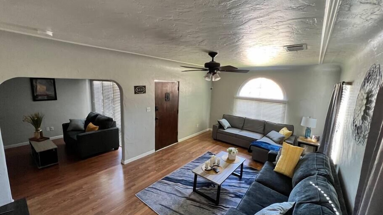 Photo of Livingroom in Lemoore