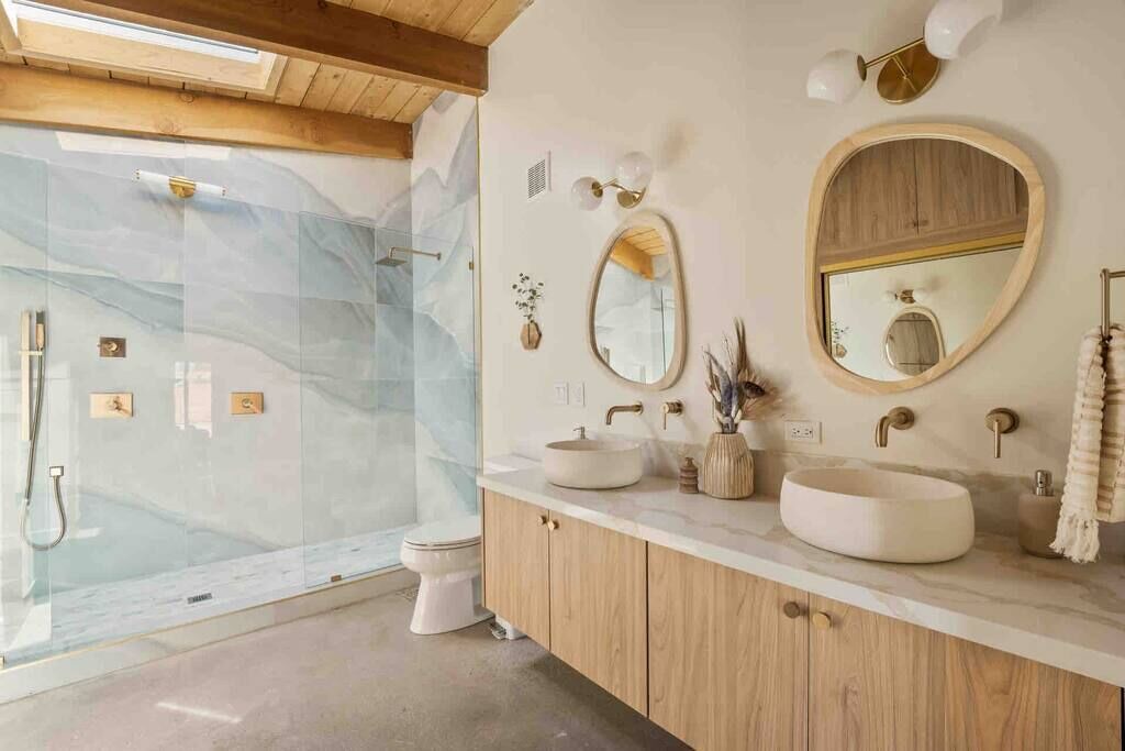 Photo of Bathroom in Yucca Valley