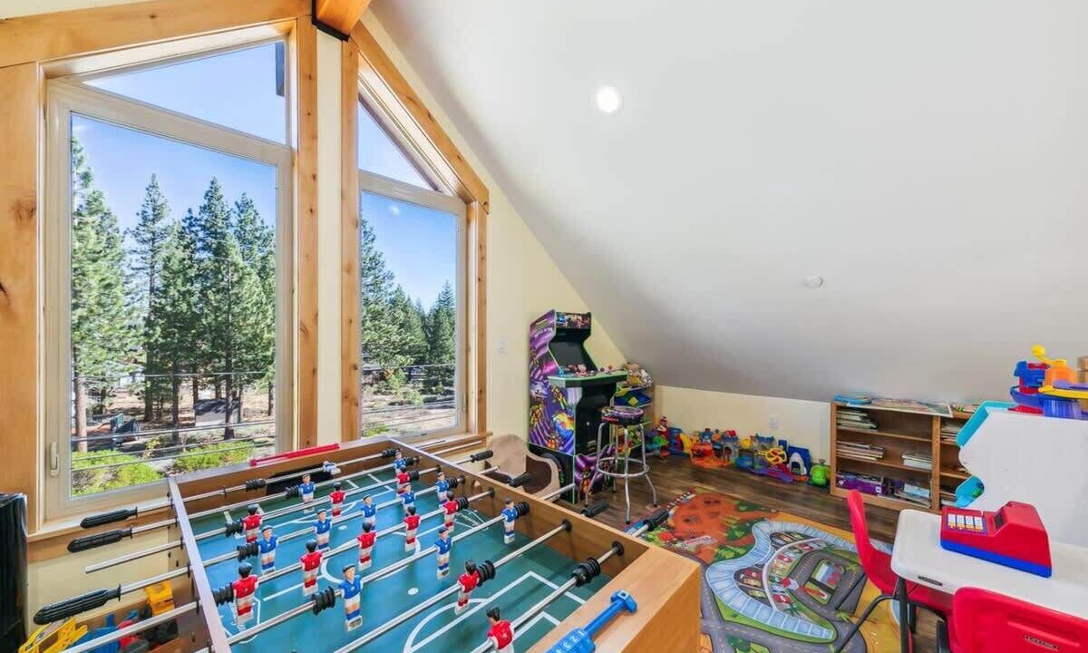 Photo of Others in Mountain View Estates