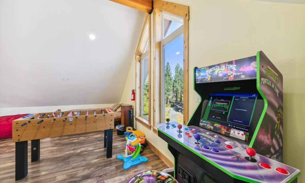 Photo of Bedroom in Mountain View Estates