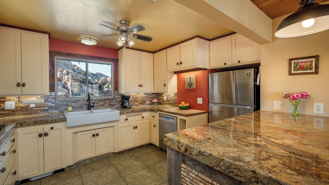 Photo of Kitchen in Yucca Valley