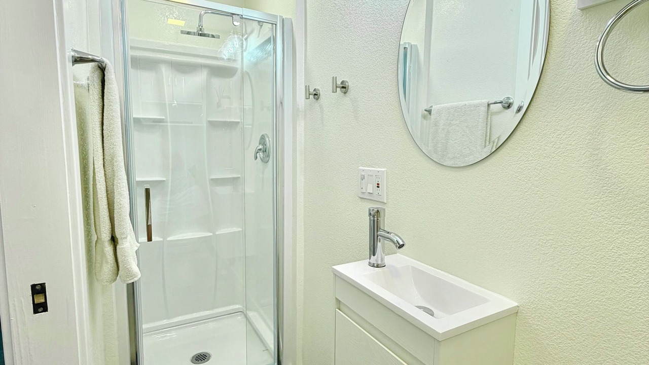 Photo of Bathroom in Allied Gardens