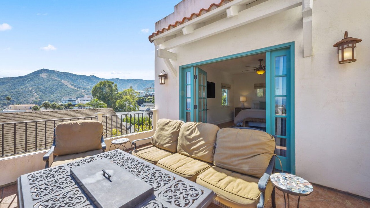 Photo of Patio Balcony in Avalon