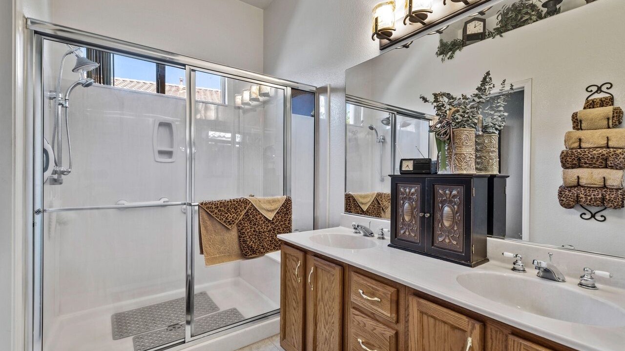 Photo of Bathroom in Heritage Palms
