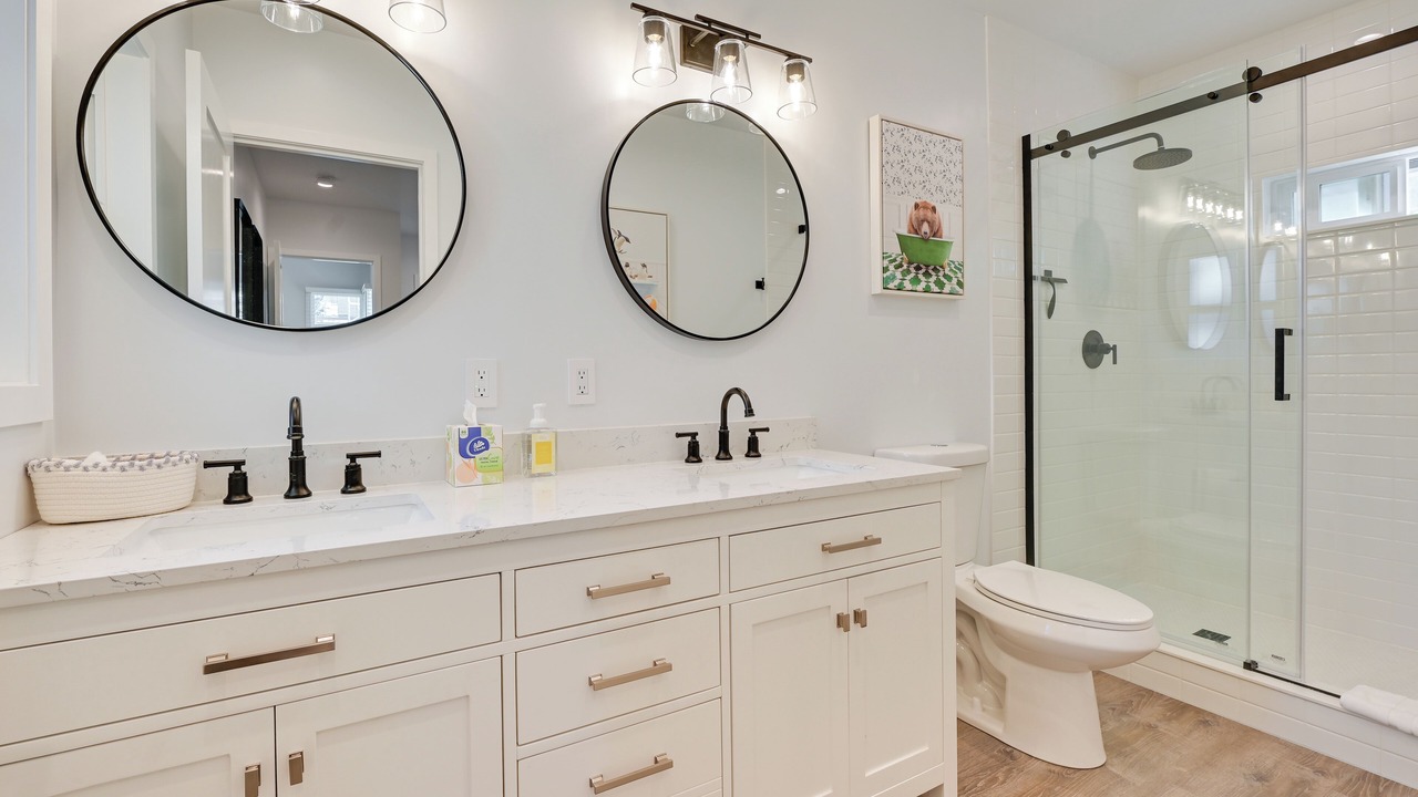 Photo of Bathroom in Roseville - Fleet Ridge