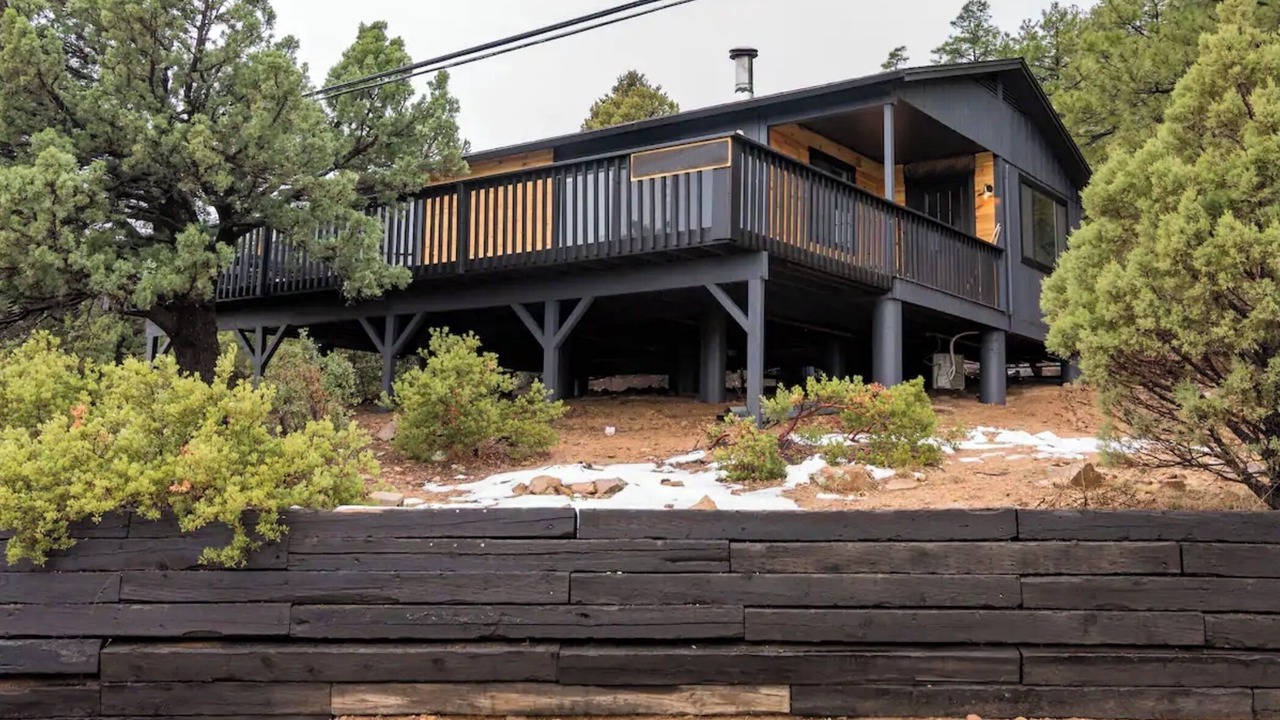 Photo of Outdoor in Highland Pines