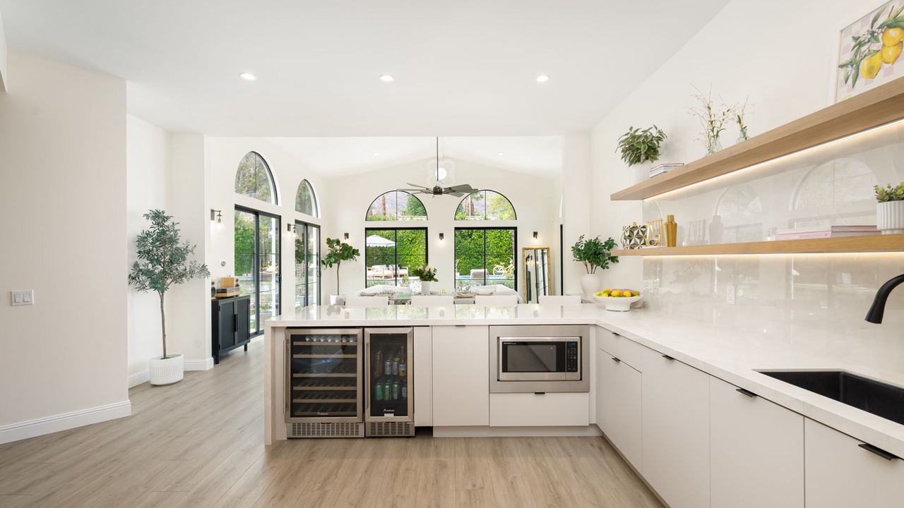 Photo of Kitchen in The Movie Colony