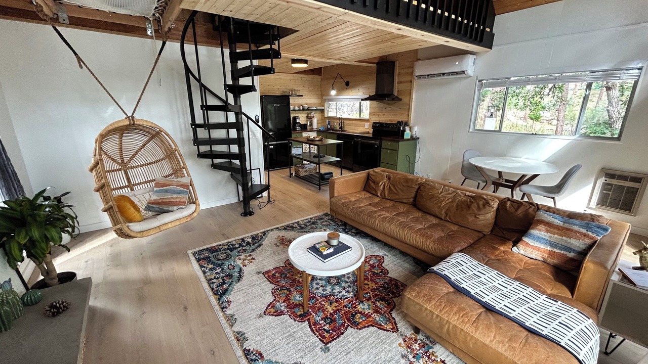 Photo of Livingroom in Groom Creek