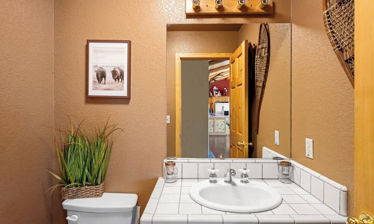 Photo of Bathroom in Castle Glen Estates