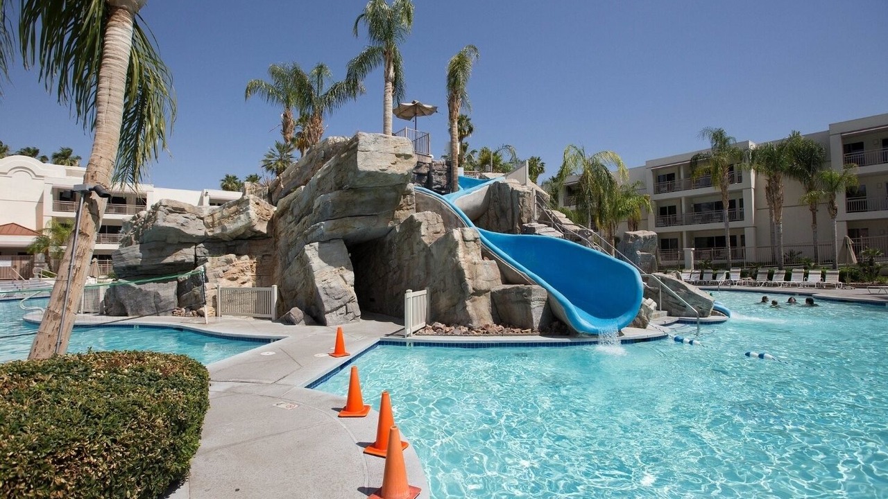 Photo of Outdoor in Canyon Corridor