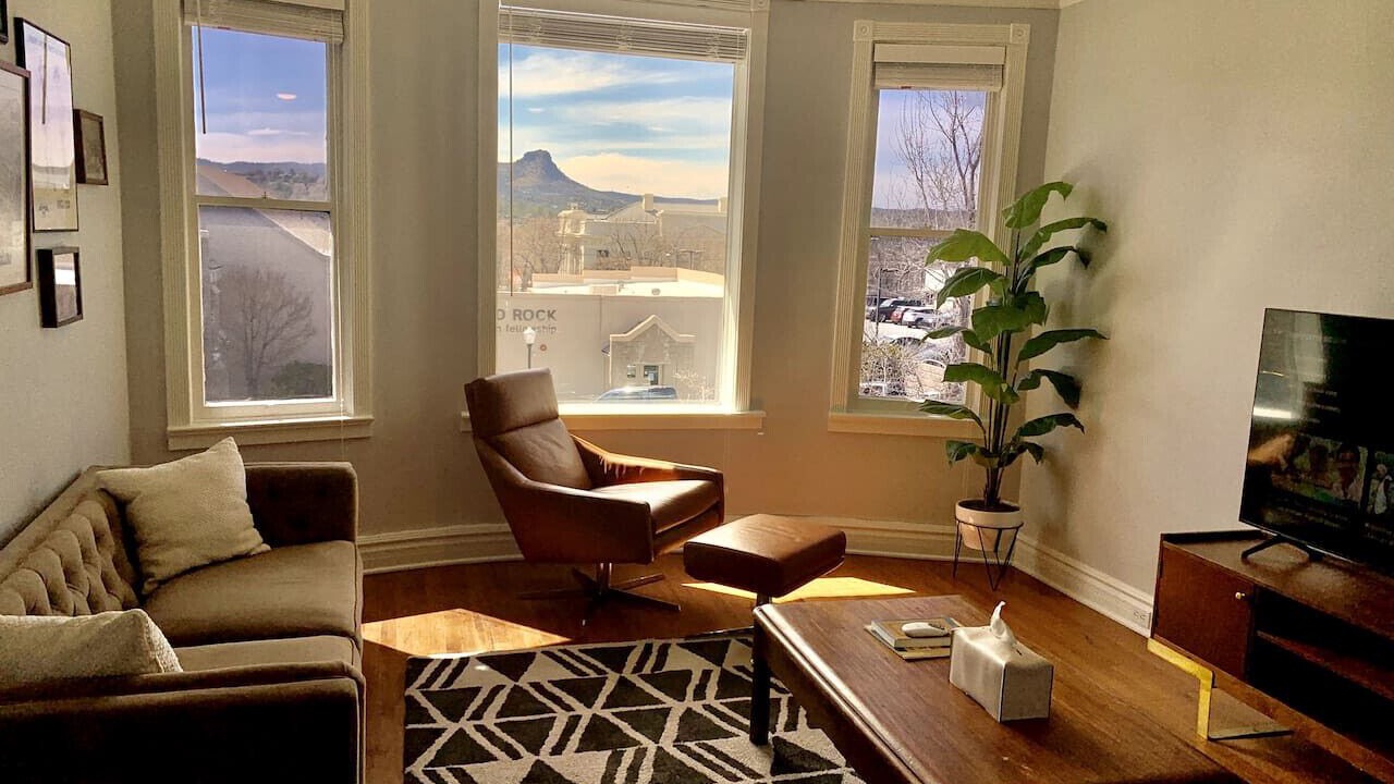 Photo of Livingroom in Nob Hill