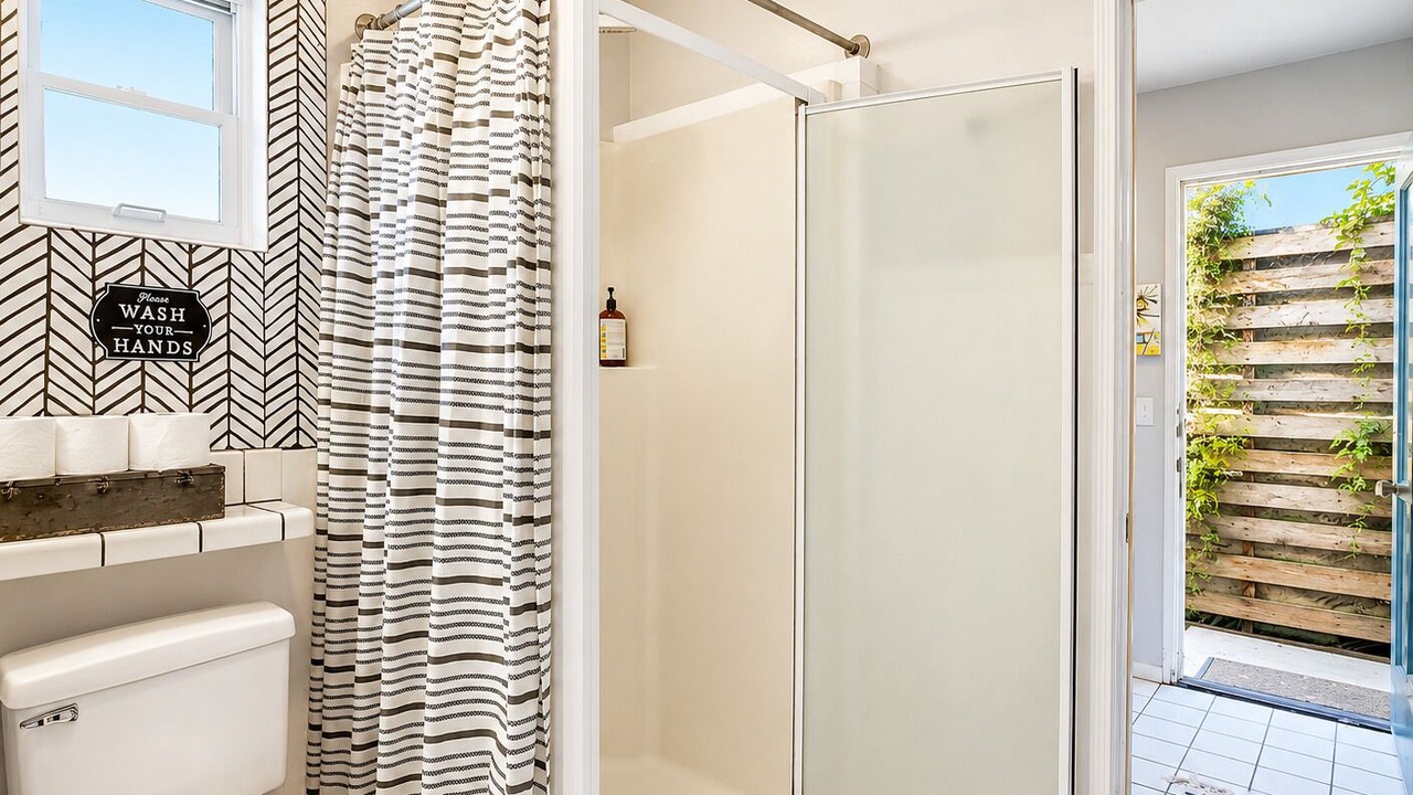 Photo of Bathroom in Ventura
