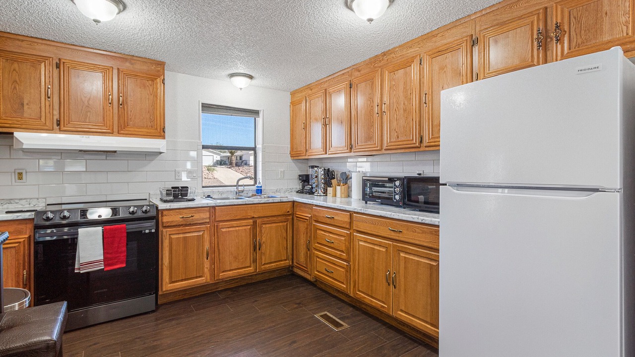 Photo of Others in Sunridge Estates