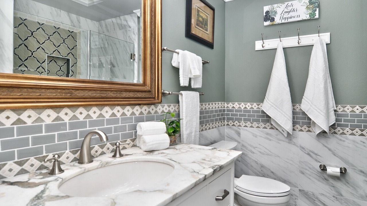 Photo of Bathroom in Midway City