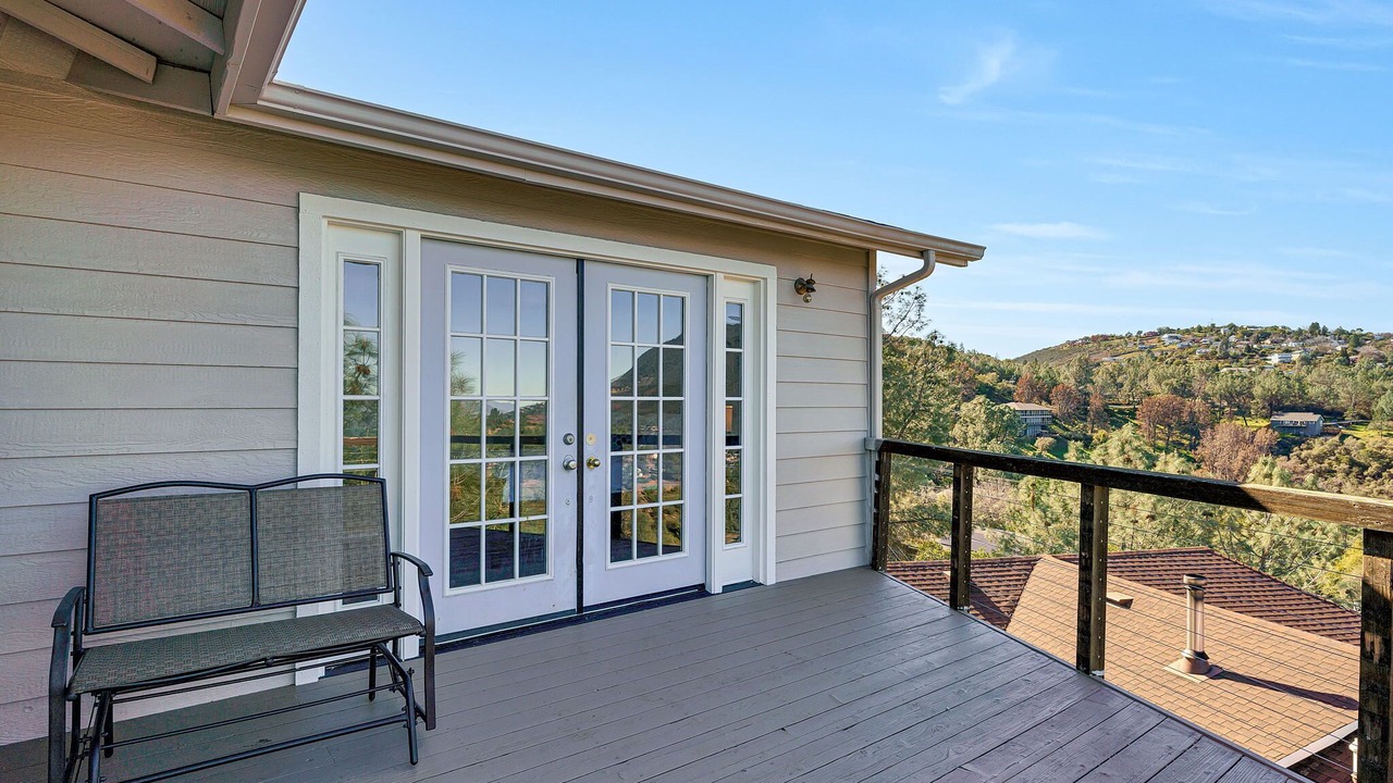 Photo of Patio Balcony in Kelseyville