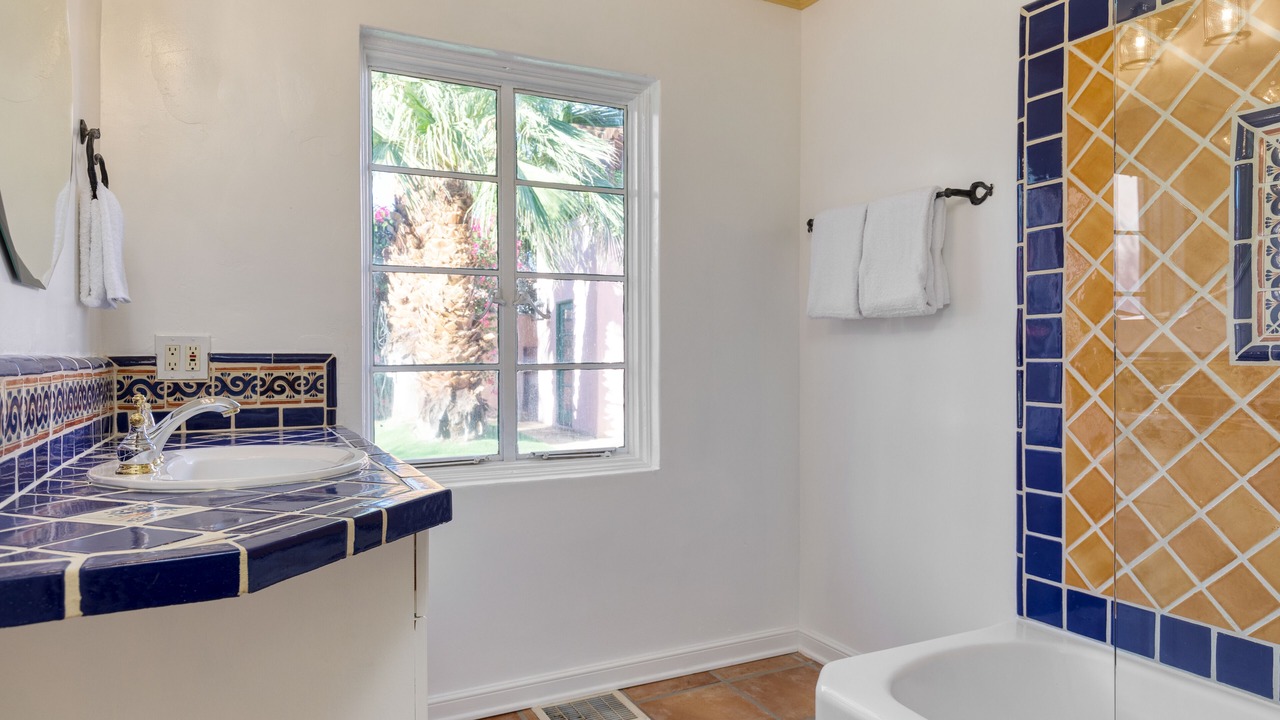 Photo of Bathroom in Old Las Palmas