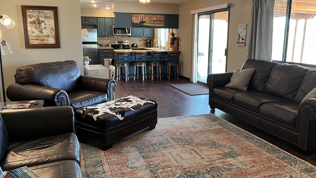 Photo of Livingroom in Wickenburg