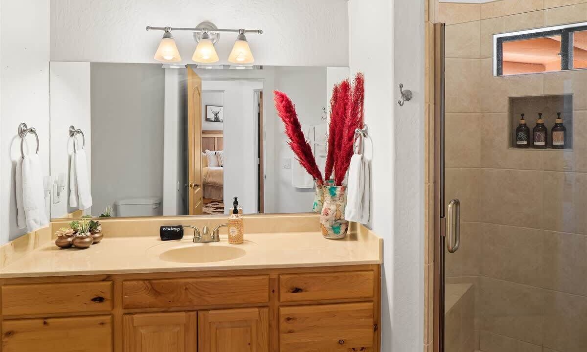 Photo of Bathroom in Cottonwood