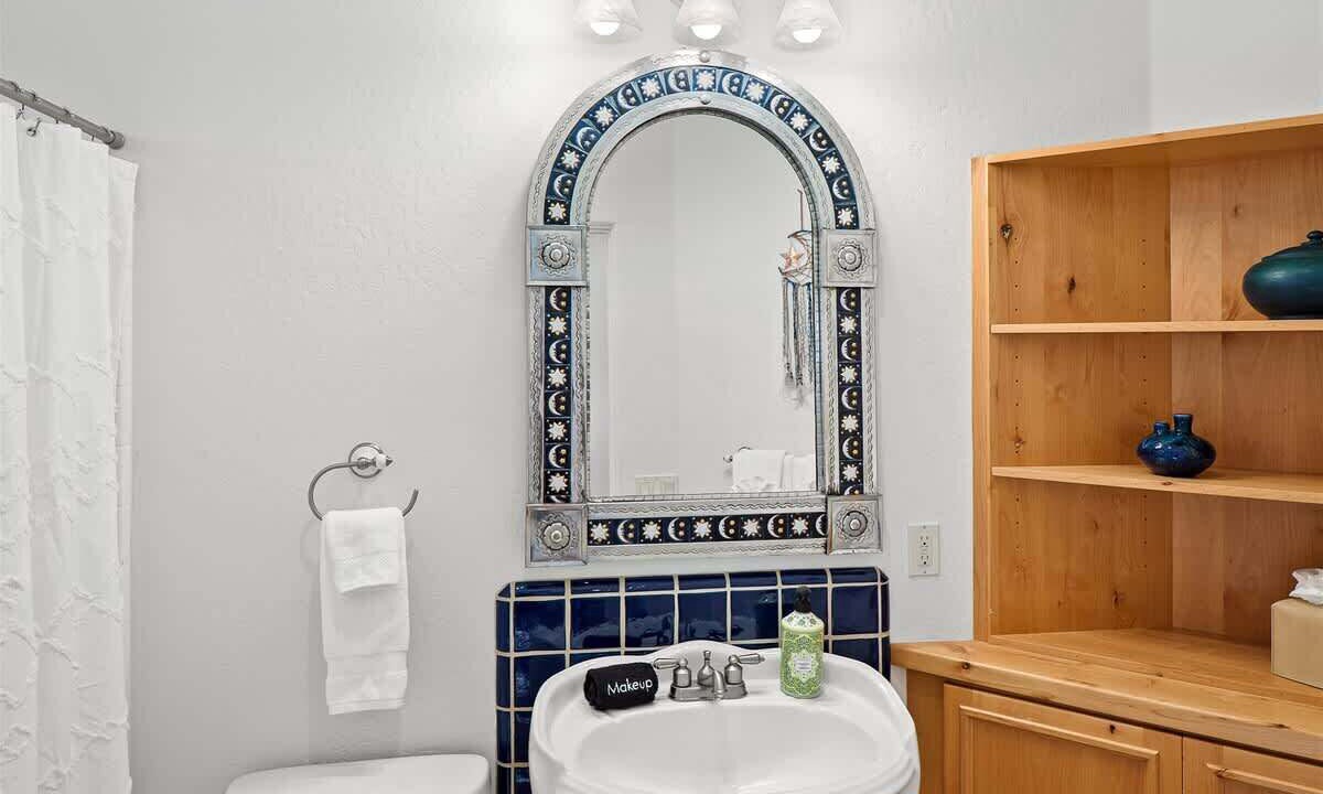 Photo of Bathroom in Cottonwood